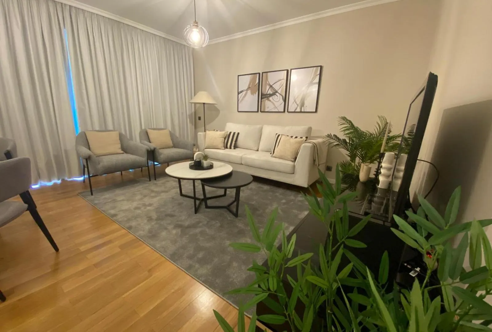 Modern Urban Apartment Funchal